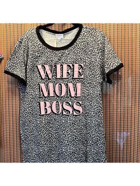 LALAROE Simply Comfortable Tee Shirt, S XL, 60% Cotton, 40% Polyester, Very Soft